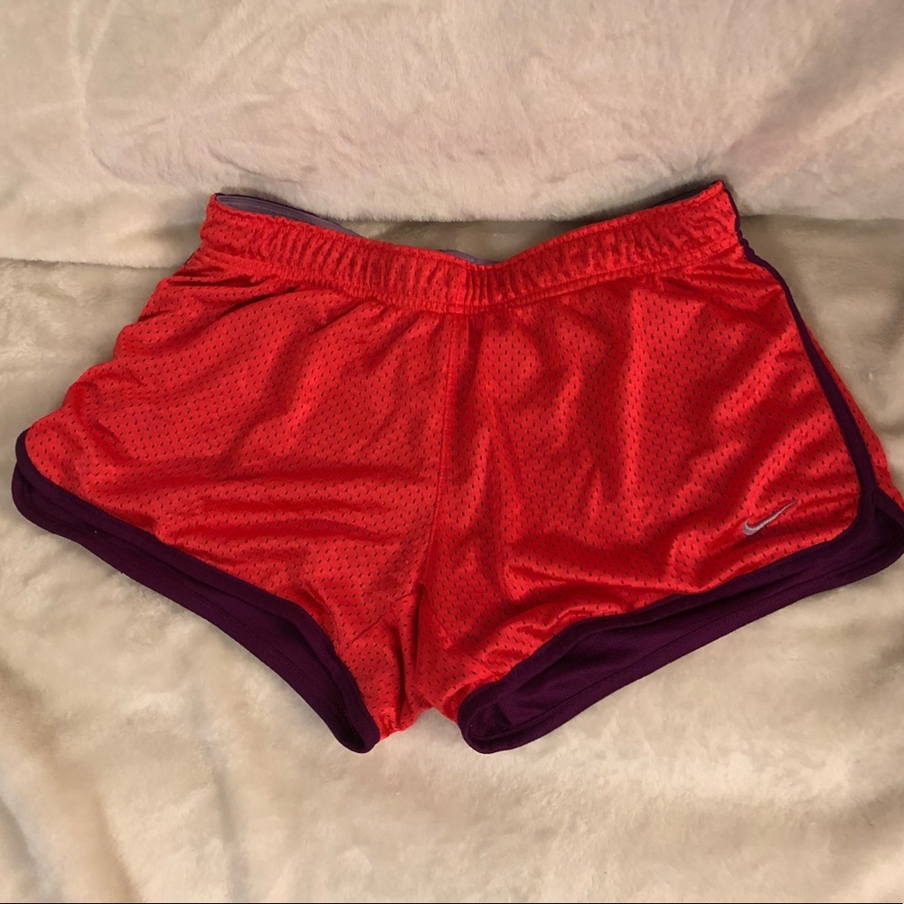 Nike dry fit shorts size small
